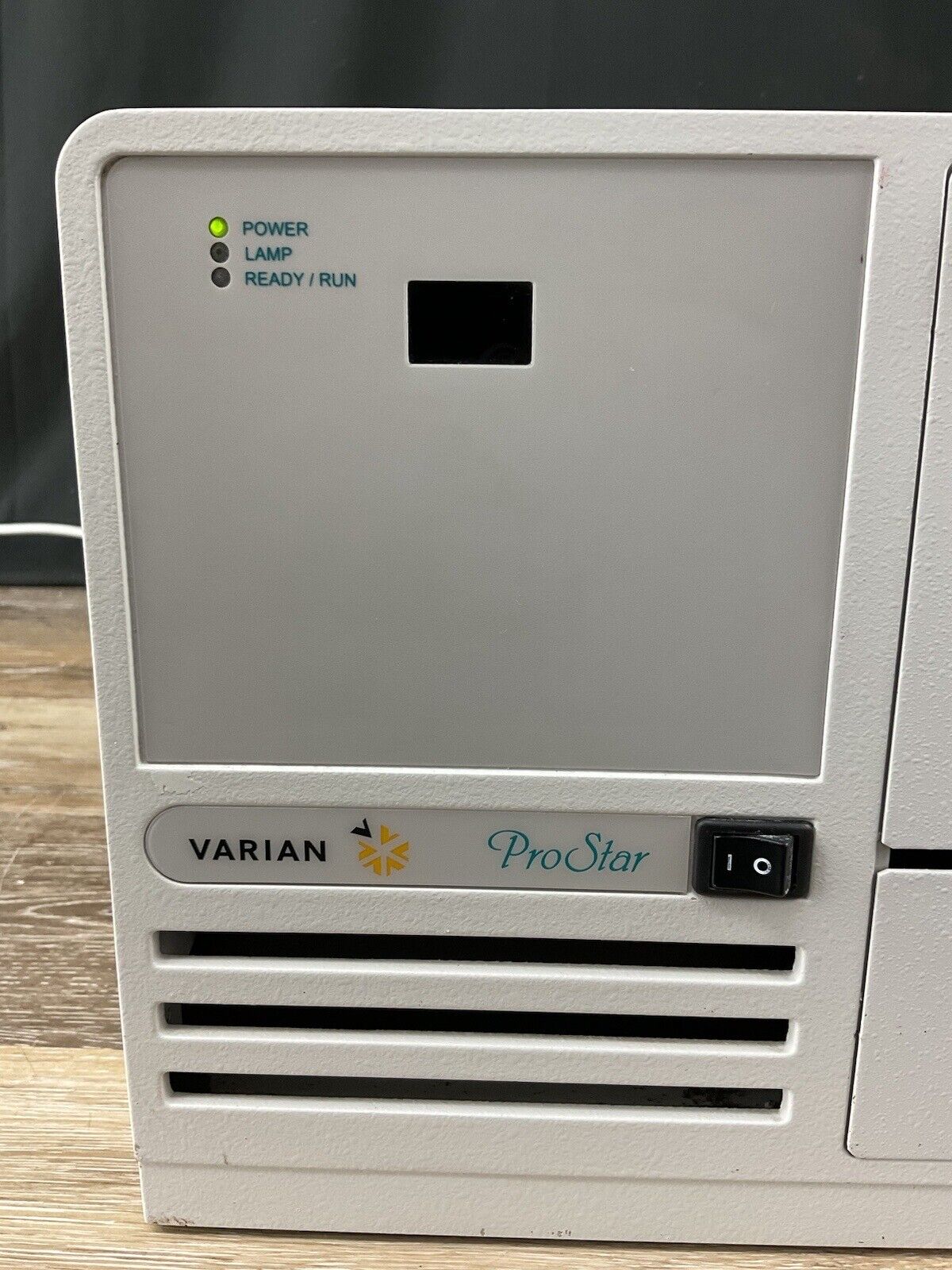 Varian ProStar 325 UV/Vis Detector Lamp Variable Absorbance w/ 02-1819 Flow Cell